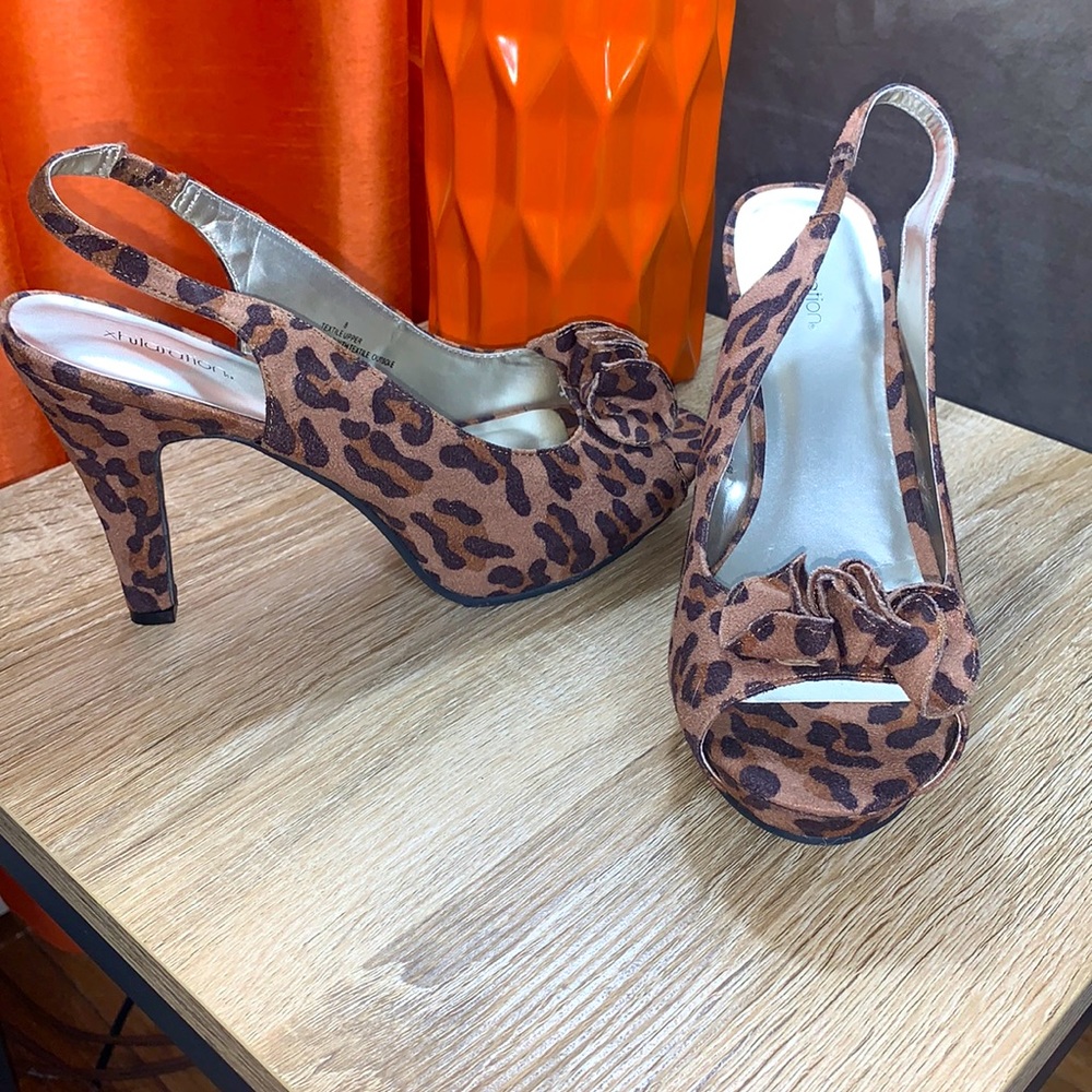 Xhilaration Cheetah Print Heels
